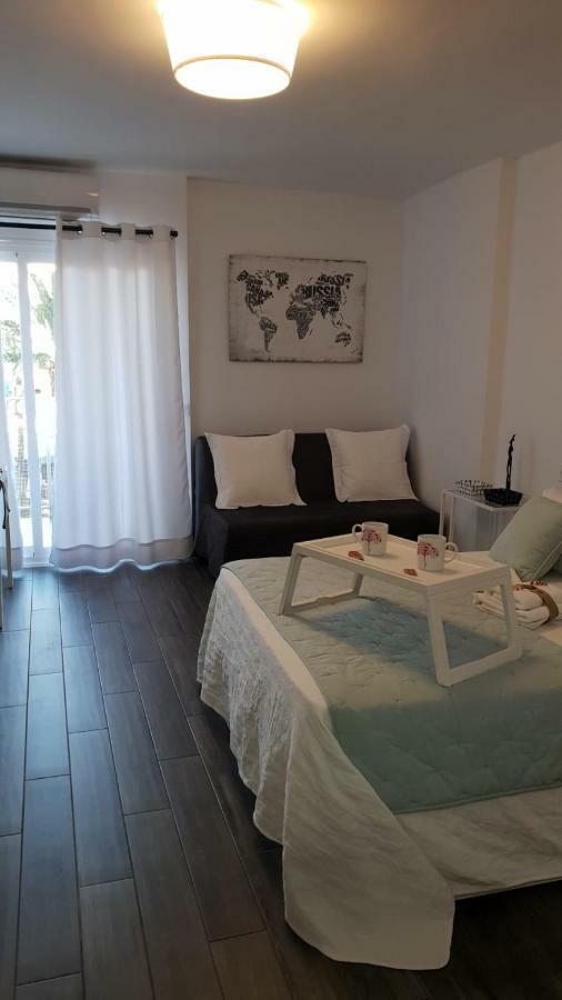 Apartamento Minerva Jupiter เบนัลมาเดนา ภายนอก รูปภาพ